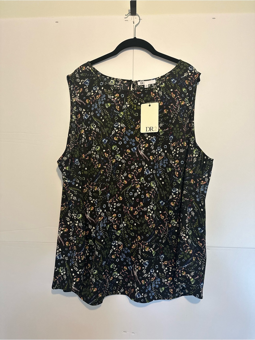 DR2 Black Floral Print Sleeveless Tank Top